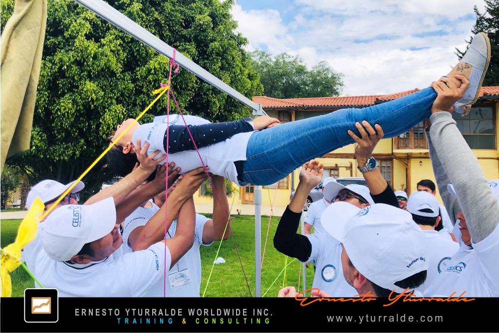 Miami Team Building LATAM | Taller de Trabajo en Equipo para Empresas